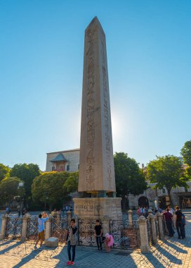 İSTANBUL, TURKEY - 8 Temmuz 2017: Theodosius Obelisk (Dikilitas) in Sultanahmet. İstanbul, Türkiye.