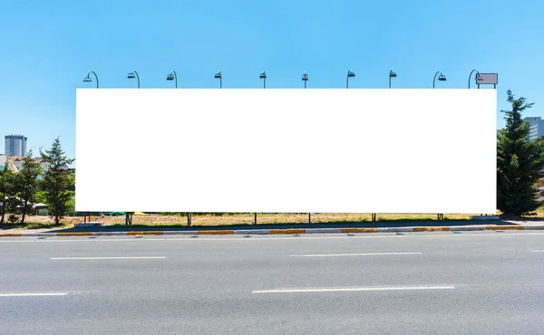 Große Leere Plakatwand Riesenwand Für Außenwerbung — Stockfoto