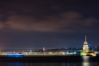 İstanbul, Türkiye 'deki Bakireler Kulesi (KIZ KULESI - USKUDAR)