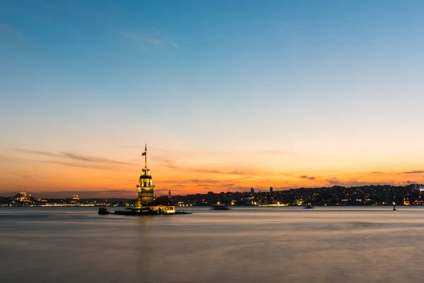 Romântico Istambul Sunset Landscape Istambul Bosphorus Vista Torre Donzela Com — Fotografia de Stock