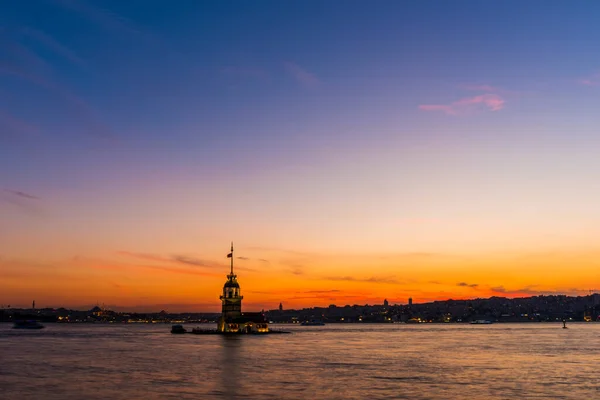 Romântico Istambul Sunset Landscape Istambul Bosphorus Vista Torre Donzela Com — Fotografia de Stock