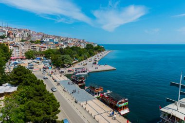 SINOP, TURKEY - 16 Haziran 2018: Sinop City, Türkiye. Sinop, Türkiye 'nin en kuzeyindeki şehir. Sinop ili, Türkiye 'nin Karadeniz kıyısında bir ildir..