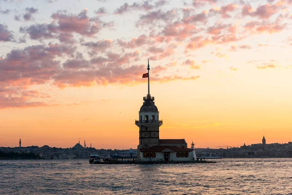 Torre Doncella Con Cielo Atardecer Estambul Turquía Kiz Kulesi Uskudar —  Fotos de Stock