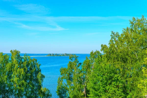 Beyaz Rusya'nın ormanları gölleri