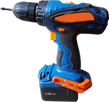 kablosuz şarj edilebilir mavi-siyah matkap ucu beyaz arkaplanda