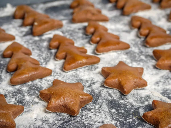 Home Made Christmas Gingerbread Star Xma Tree Shape Cookies — Stock Photo, Image