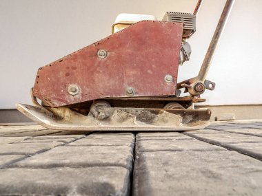 Plaka kompaktör beton kaldırım blok yüzeyi