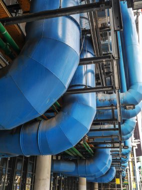 Dış renkli metal tüp Centre Georges Pompidou Paris, Fransa