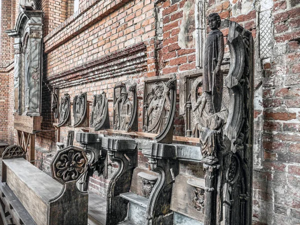 Alívios dos Profetas na Igreja Principal, Castelo de Malbork, Polônia — Fotografia de Stock