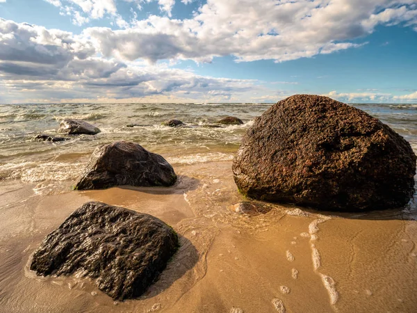 Kumsal taşlarla — Stok fotoğraf