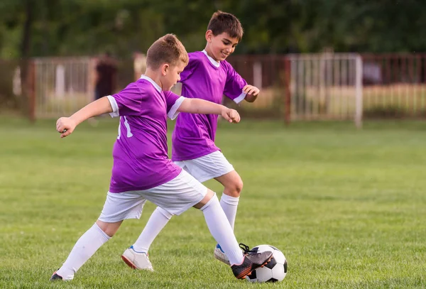 Young Children Players Match Soccer Field — Stock Photo, Image