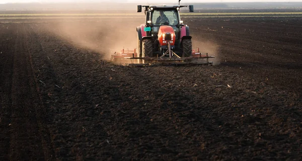 Tracteurs Labourant Des Champs Chaume — Photo