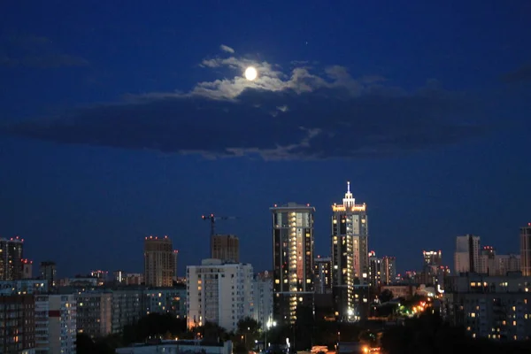 春城的夜景 — 图库照片