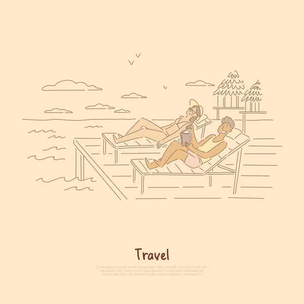 Recreação à beira-mar, casal, amigos tomando banho de sol em espreguiçadeiras, homem bronzeado lendo livro sobre banner resort mar — Vetor de Stock