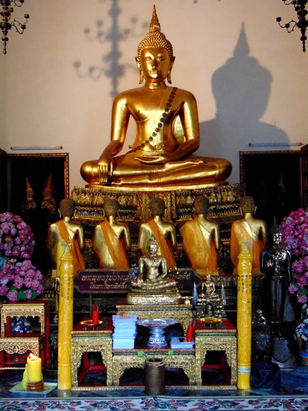 Статуя Будды Ват Пхо Бангкоке — стоковое фото