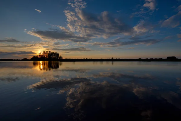 Russie Sibérie Occidentale Coucher Soleil Été Sur Rivière Près Village — Photo