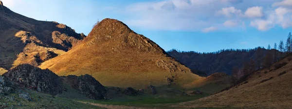 Ryssland Mountain Altai Omgivande Bergen Regional Center Onguday Längs Tchuisky — Stockfoto