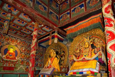 Harhorin. Moğolistan. 7 Haziran 2015. Erdene-Zuu manastırının içi, Moğolistan 'da günümüze kadar ayakta kalan ilk ve en büyük Budist manastırı. 1586 'da inşa edilmiş..