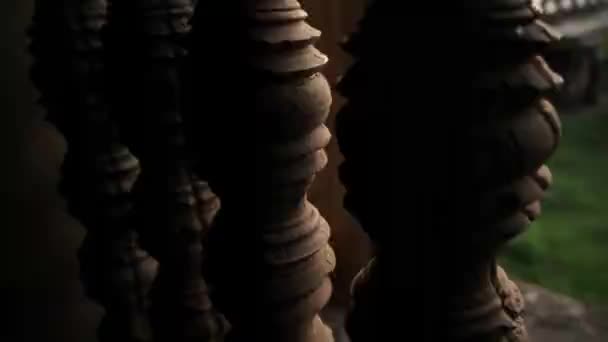 神殿中的窗户栏杆 — 图库视频影像