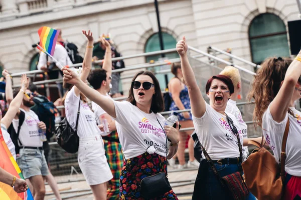 Londres Reino Unido 2019 Pessoas Celebrando Desfile Orgulho Londres — Fotografia de Stock