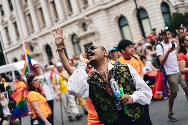 Londyn 2019 Ludzie Świętujący London Pride Parade — Zdjęcie stockowe