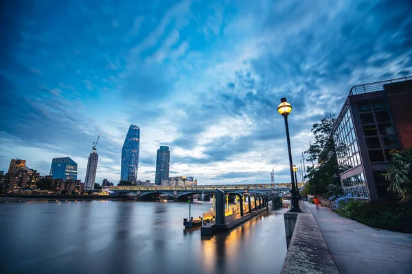 London 2020 Evening View Thames River Embankment Beautiful Skies — Stock Photo, Image