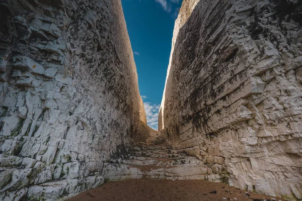 Broadstairs Kent 2020 Empty Kingsgate Beach Wandelend Door Krijtrotsen Bij — Stockfoto