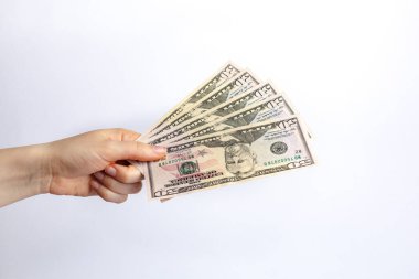 Elli dolarlık banknot, hemen harcamak için nakit para. Karantinanın sonucu olarak ekonomik kriz. Devlet yardımı.