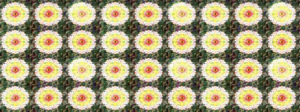 Küçük çiçekte güzel bir desen. Moda baskıları için zarif bir şablon. Motley illüstrasyonu. Küçük renkli çiçekler. Robot resim. Çiçekli yaz çiçekleri.