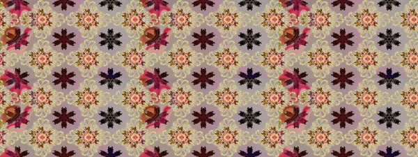 Bej ve nötr renklerde. Çiçekli güzel suluboya desen. Raster illüstrasyonu.