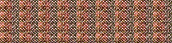 Raster illüstrasyonu. Tomurcukları çiçek olan sevimli bir çiçek deseni. Kumaş, tekstil, duvar kağıdı baskısı için. Eski usul. Raster. Taslak arkaplan.