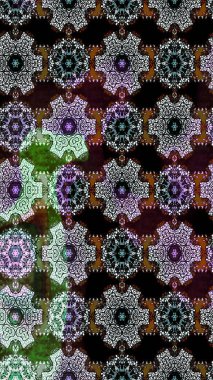 Siyah ve nötr renklerde parlak çiçekli halı deseni.