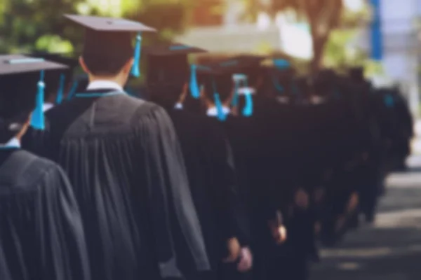 Tiro Sombreros Graduación Durante Comienzo Éxito Graduados Universidad Concepto Educación —  Fotos de Stock