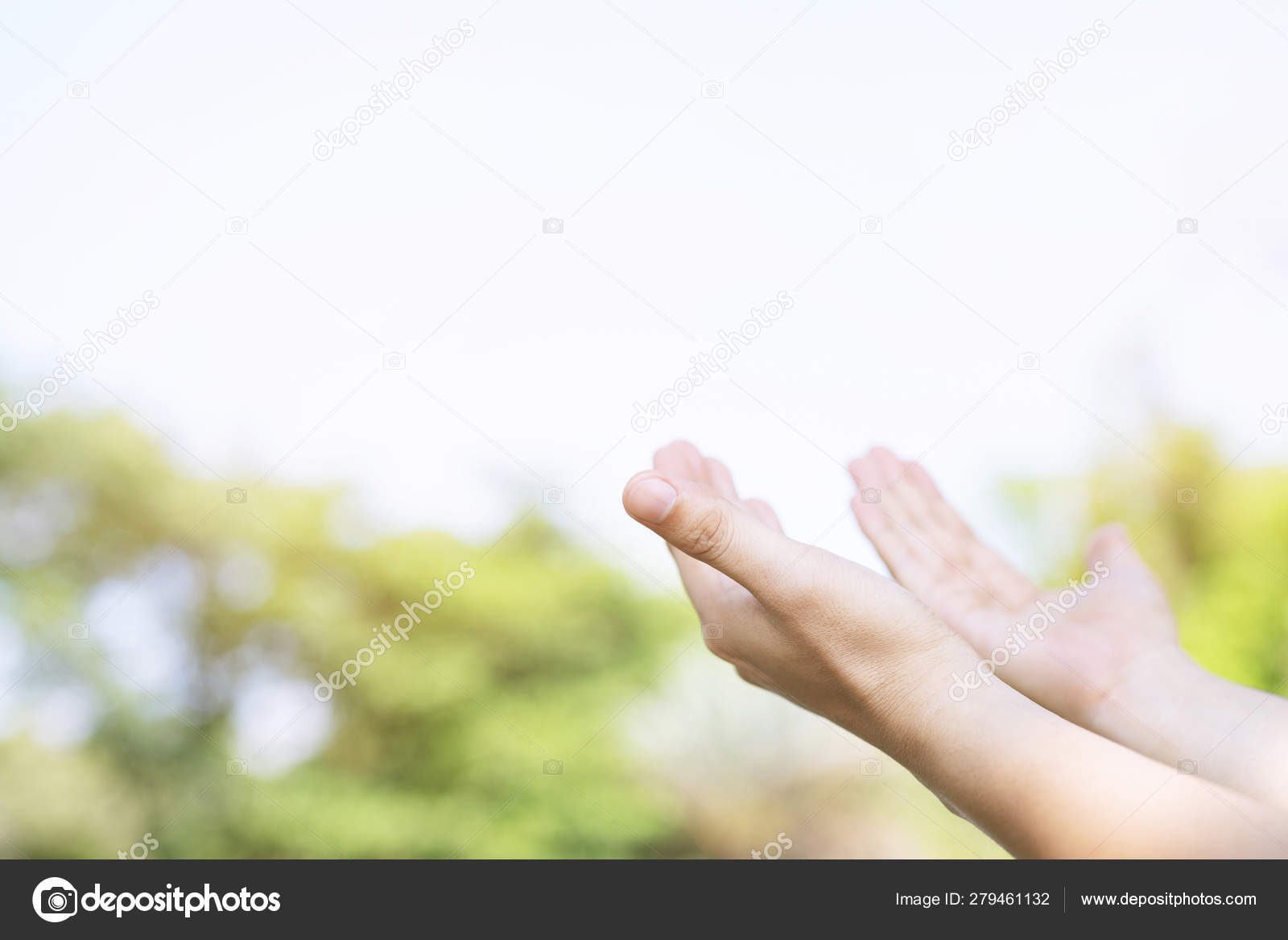 Close Christian Man Praying Open Hands Worship Christian Reaching Sky Stock  Photo by ©Boytaro1428 279461132