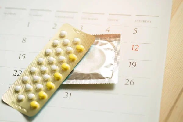 Píldoras Anticonceptivas Control Condones Fecha Del Calendario Calcular Fecha Controlar — Foto de Stock