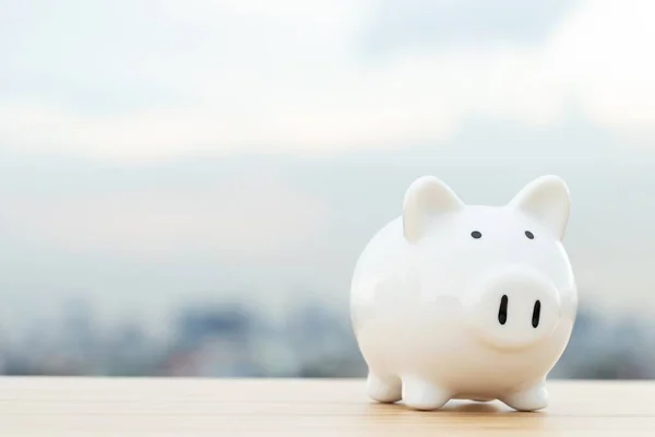 Pig Savings, Bank to promote saving money in stocks, insurance