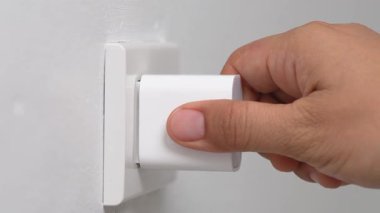 Home phone battery charger plug