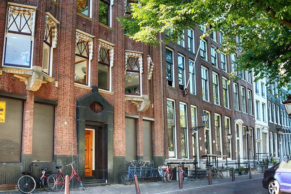 Амстердам Нидерланды Июля 2018 Года Исторические Дома Старом Амстердаме Типичная — стоковое фото