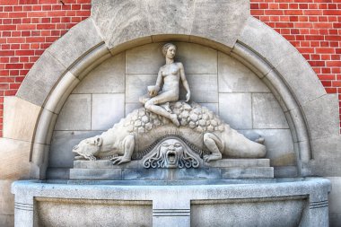 Wroclaw, Polonya - 18 Ağustos 2018: Su kulesi Sudecka Street Wroclaw, 63 metre yüksekliğinde, Karl Klimm tarafından tasarlanmış. İnşa 1904-1905, börek, Krzyki bölge Wroclaw, Polonya yer alan.