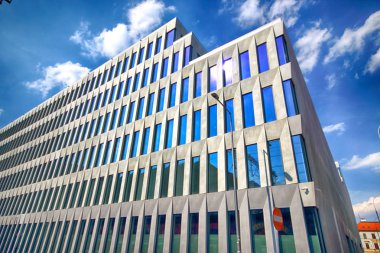 Wroclaw, Polonya - 19 Ağustos 2018: Retro Office (2016-2018 yılında) ev inşa Wroclaw. Mimarlar: Kurylowicz ve ortakları, Yatırımcı: Lc Corp, Wroclaw, Polonya.