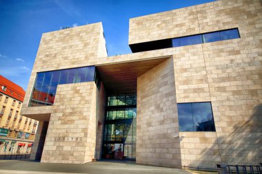 Wroclaw, Polonya - 19 Ağustos 2018: Capitol müzikal tiyatro Wroclaw, Polonya (2011-2013 yılında yeniden geliştirilmesi, 1929 yılında inşa). Mimar (gelişme): Kkm Kozien Architekci.