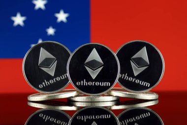 Ethereum (Eth) ve Bağımsız Samoa Devleti bayrağı fiziksel sürümü. Blockchain teknolojisi, akıllı sözleşmeler, kişisel belirteçleri ve ilk para sunan cryptocurrency, yatırımcılar için kavramsal görüntü.