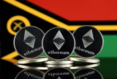 Ethereum (Eth) ve Vanuatu bayrağını fiziksel sürümü. Blockchain teknolojisi, akıllı sözleşmeler, kişisel belirteçleri ve ilk para sunan cryptocurrency, yatırımcılar için kavramsal görüntü.
