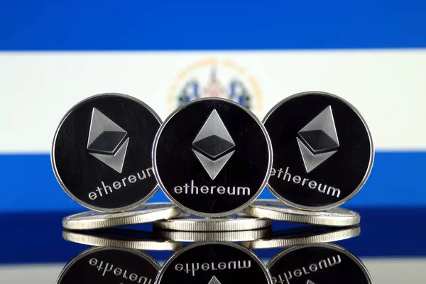 Versión Física Ethereum Eth Bandera Salvador Imagen Conceptual Para Inversores — Foto de Stock