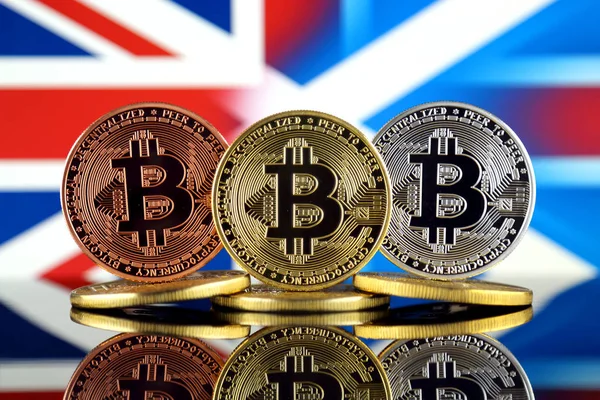 Versión Física Bitcoin Btc United Kingdom Scotland Flag Imagen Conceptual — Foto de Stock