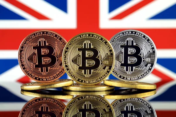 Versión Física Bitcoin Btc United Kingdom Flag Imagen Conceptual Para — Foto de Stock
