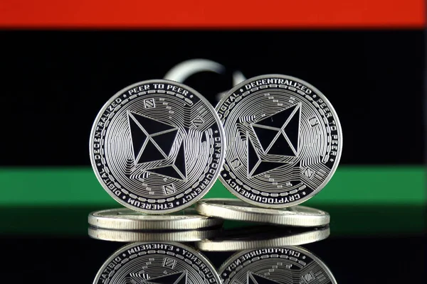 Ethereumin Eth Libyan Lipun Fyysinen Versio Käsitteellinen Kuva Sijoittajille Kryptovaluutta — kuvapankkivalokuva