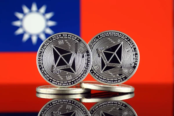 Physical Version Ethereum Eth Taiwan Flag Conceptual Image Investors Cryptocurrency — Stock Photo, Image