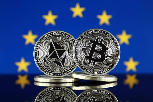 Physical Version Ethereum Eth Bitcoin Btc European Union Flag Largest — Stock Photo, Image