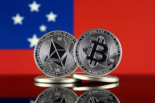 Versión Física Ethereum Eth Bitcoin Btc Samoa Flag Criptomonedas Más — Foto de Stock